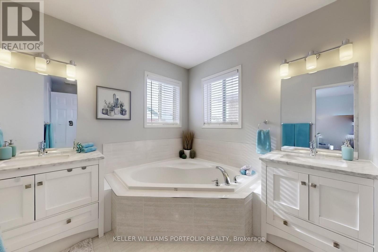 Ensuite - 75 Monteith Crescent, Vaughan, ON