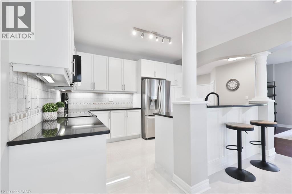 3262 Skipton Lane, Oakville, ON - Indoor Photo Showing Kitchen With Stainless Steel Kitchen With Double Sink
