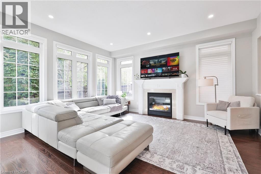 3262 Skipton Lane, Oakville, ON - Indoor Photo Showing Living Room With Fireplace