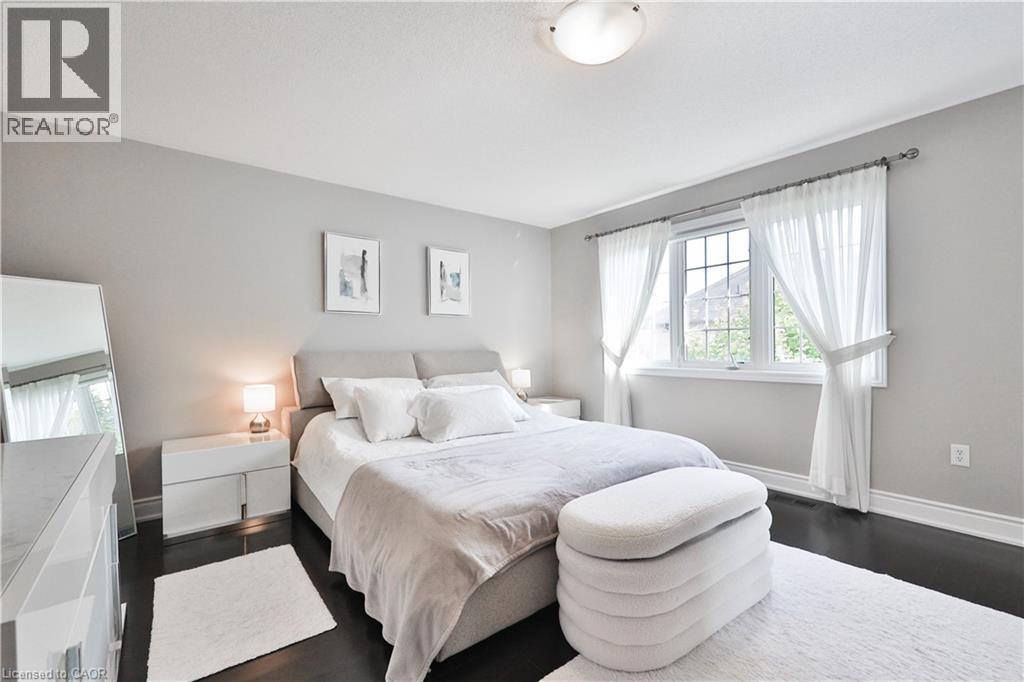 3262 Skipton Lane, Oakville, ON - Indoor Photo Showing Bedroom