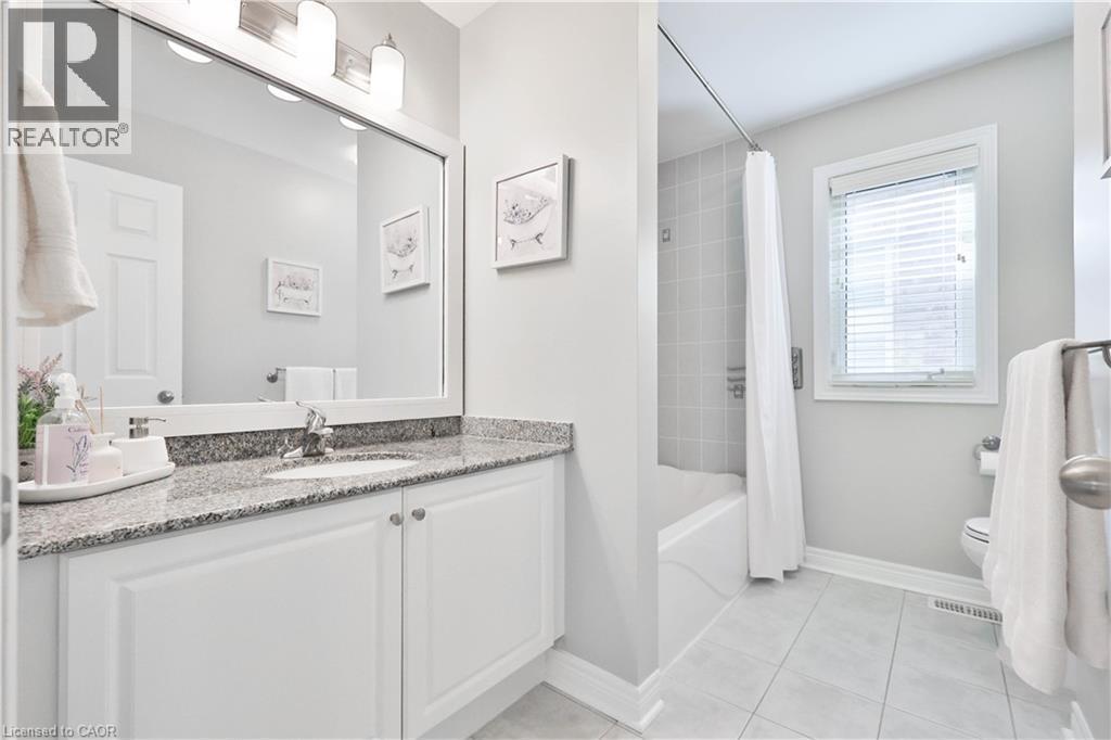 3262 Skipton Lane, Oakville, ON - Indoor Photo Showing Bathroom