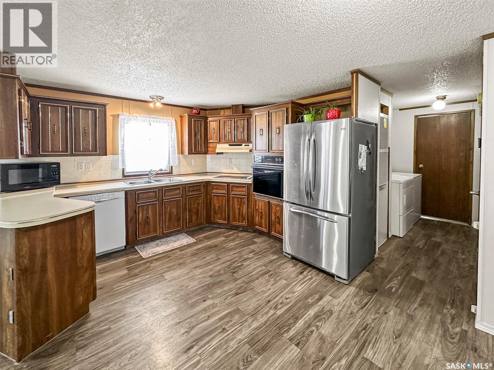 27 Prairie Sun Court, Swift Current, SK
