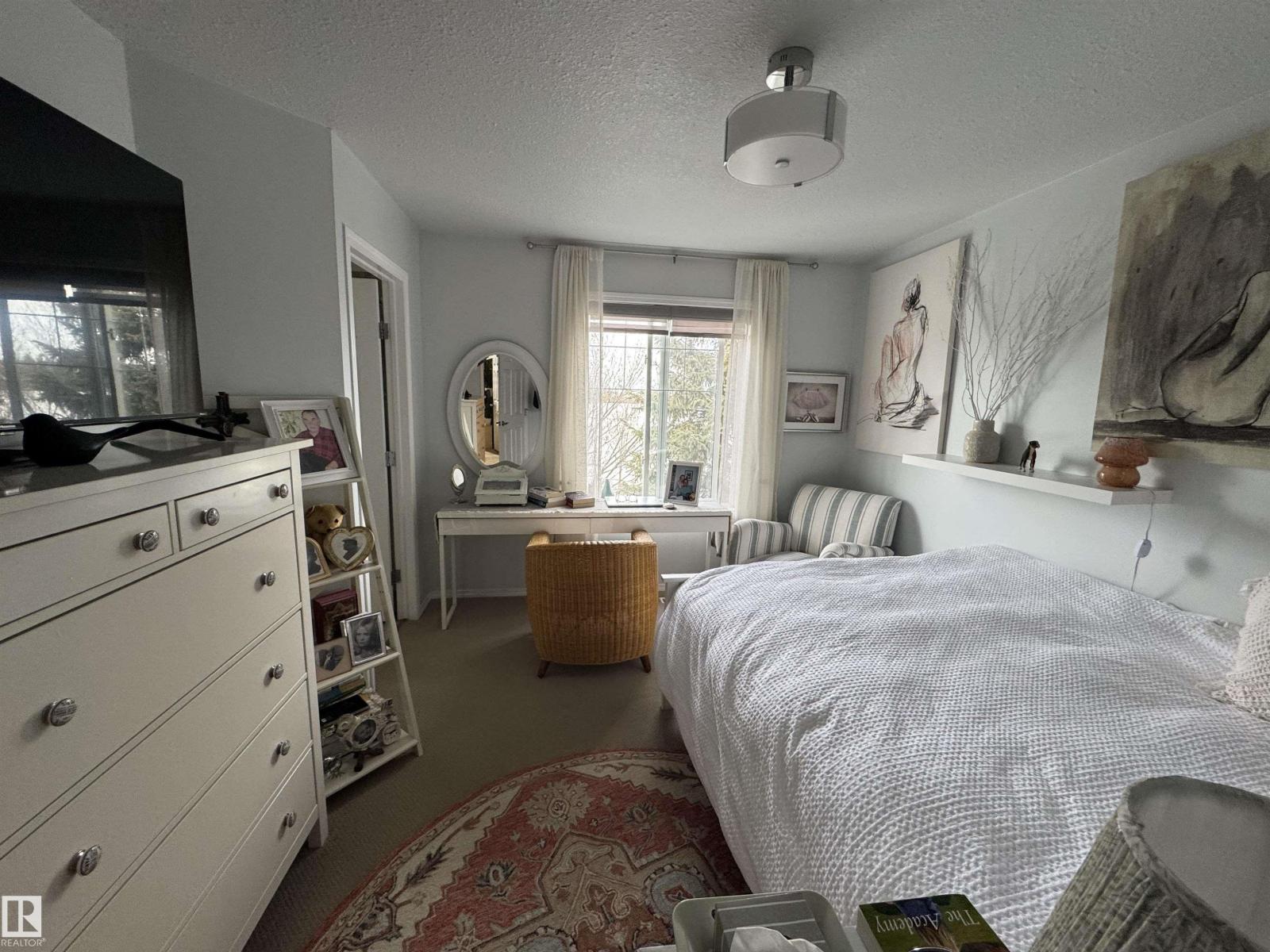 #208 178 Bridgeport Bv, Leduc, AB - Indoor Photo Showing Bedroom