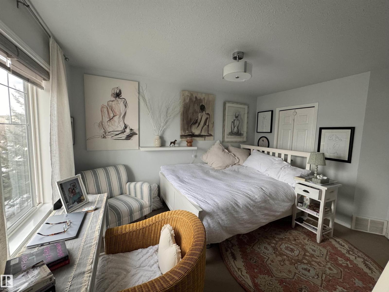 #208 178 Bridgeport Bv, Leduc, AB - Indoor Photo Showing Bedroom