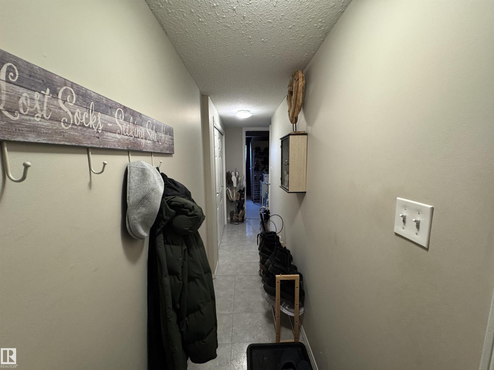 #208 178 Bridgeport Bv, Leduc, AB - Indoor