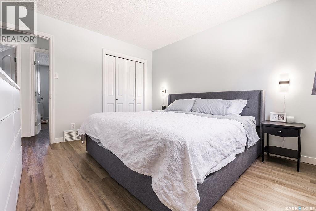 11 Schwager Crescent, Saskatoon, SK - Indoor Photo Showing Bedroom