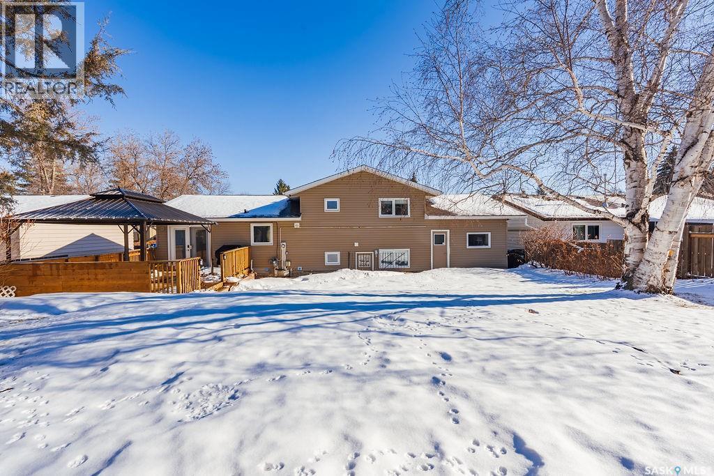 11 Schwager Crescent, Saskatoon, SK - Outdoor