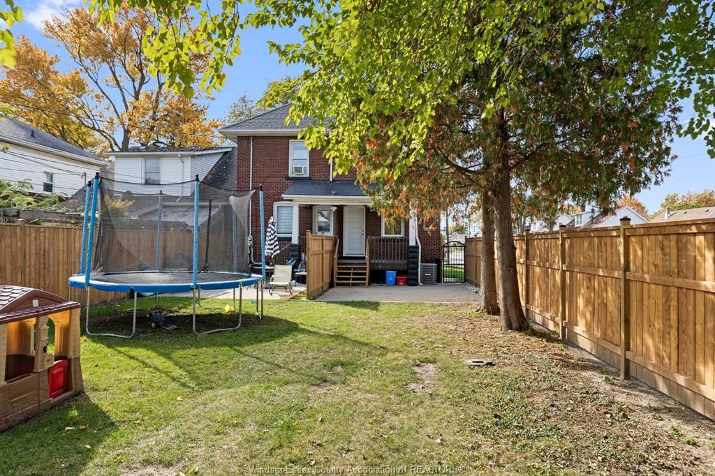 1402 Pierre, Windsor, ON
