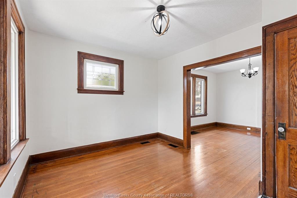 1402 Pierre, Windsor, ON