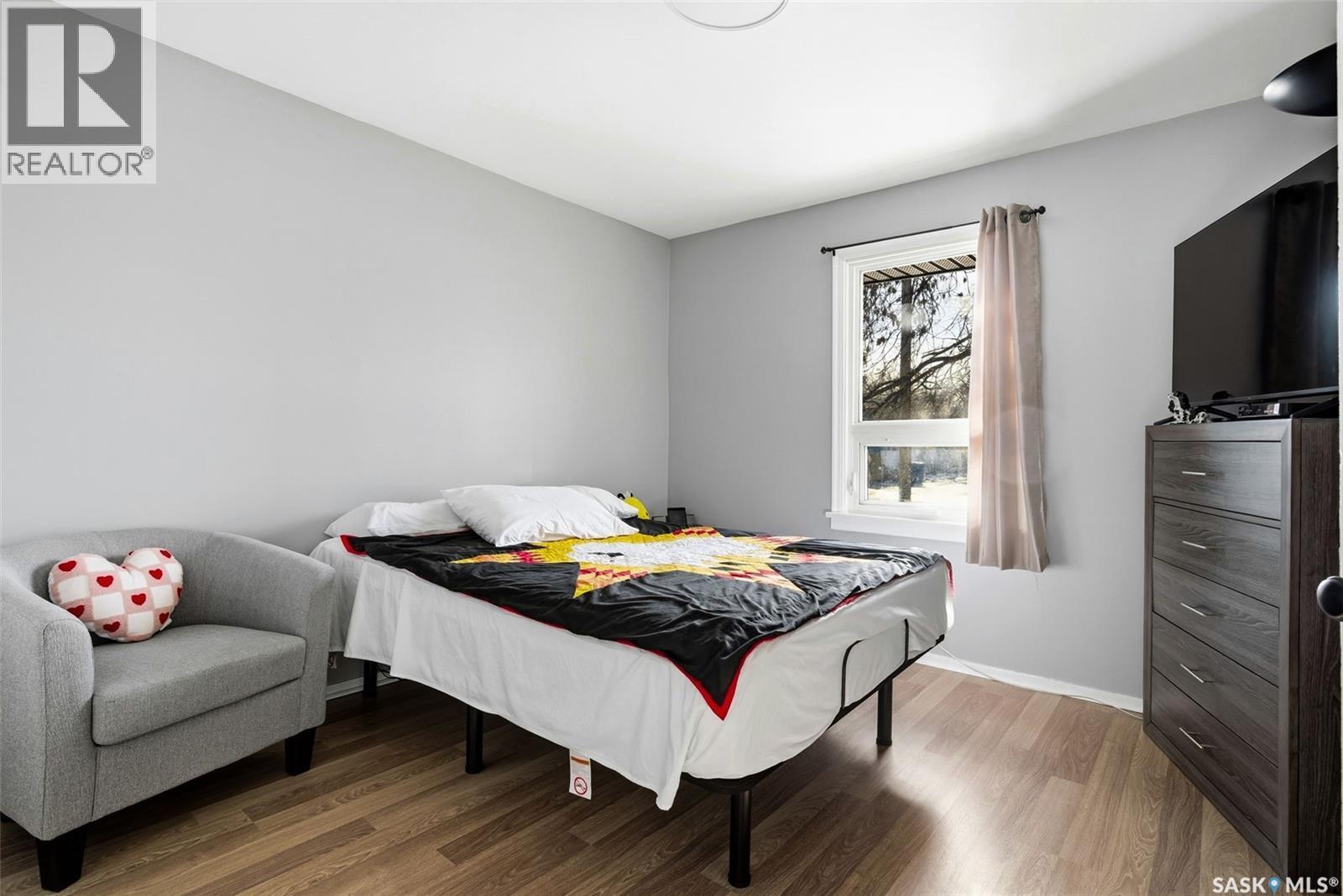 4124 4Th Avenue, Regina, SK - Indoor Photo Showing Bedroom