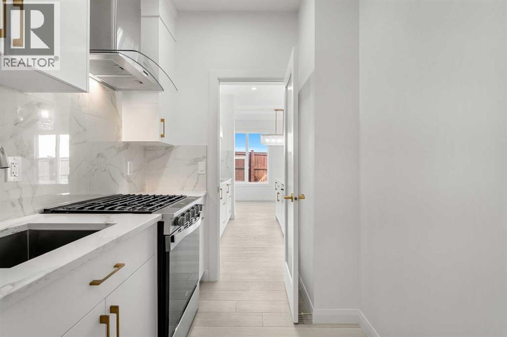 94 Cornerbrook Crescent Ne, Calgary, AB - Indoor Photo Showing Kitchen With Upgraded Kitchen