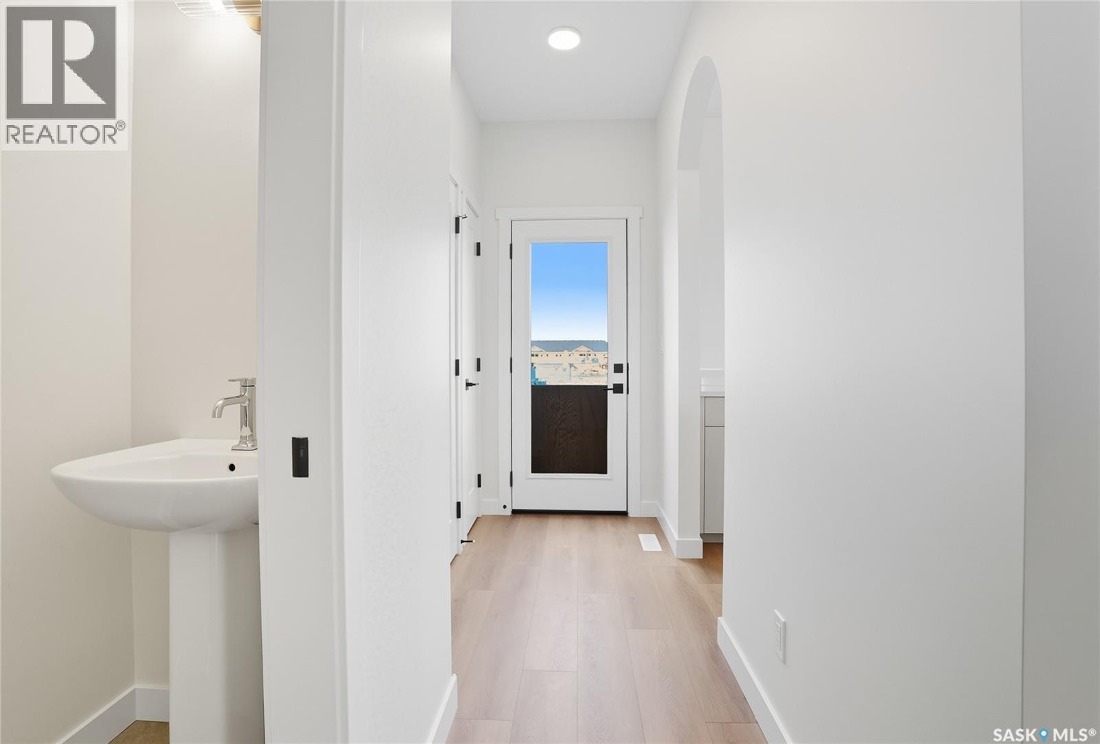 70 Taskamanwa Terrace, Saskatoon, SK - Indoor