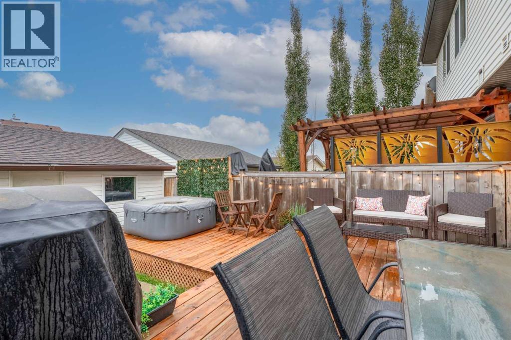 242 Elgin Place Se, Calgary, AB - Outdoor With Deck Patio Veranda With Exterior