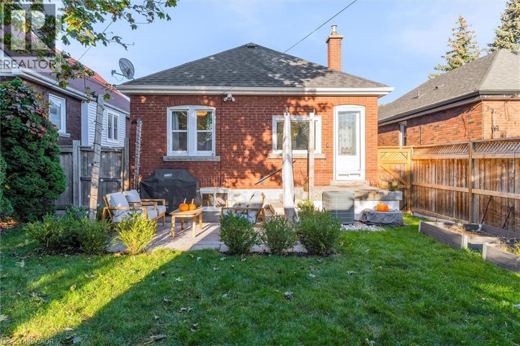 177 Houghton Avenue S, Hamilton, ON - Outdoor