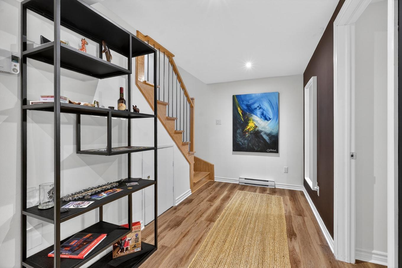 Passageway - 522 Rue Lesage, Chambly, QC - Indoor Photo Showing Other Room