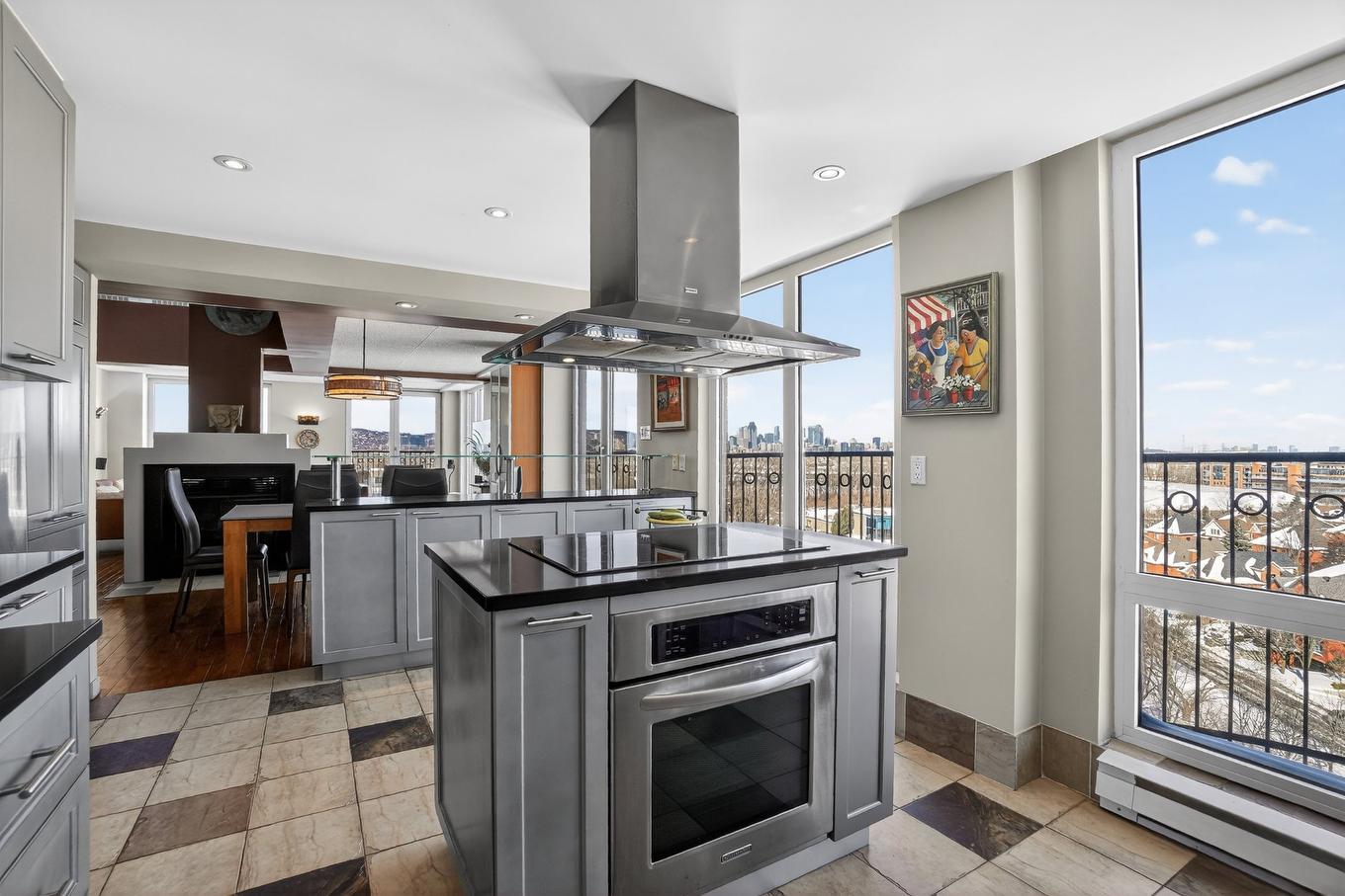 Cuisine - 808-760 Ch. Marie-Le Ber, Montréal (Verdun/Île-Des-Soeurs), QC - Indoor Photo Showing Kitchen With Upgraded Kitchen