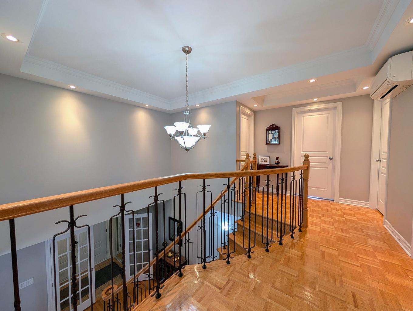 Hall d'entrée/Vestibule - 10536 Rue Thomas-Paine, Montréal (Rivière-Des-Prairies/Pointe-Aux-Trembles), QC - Indoor Photo Showing Other Room