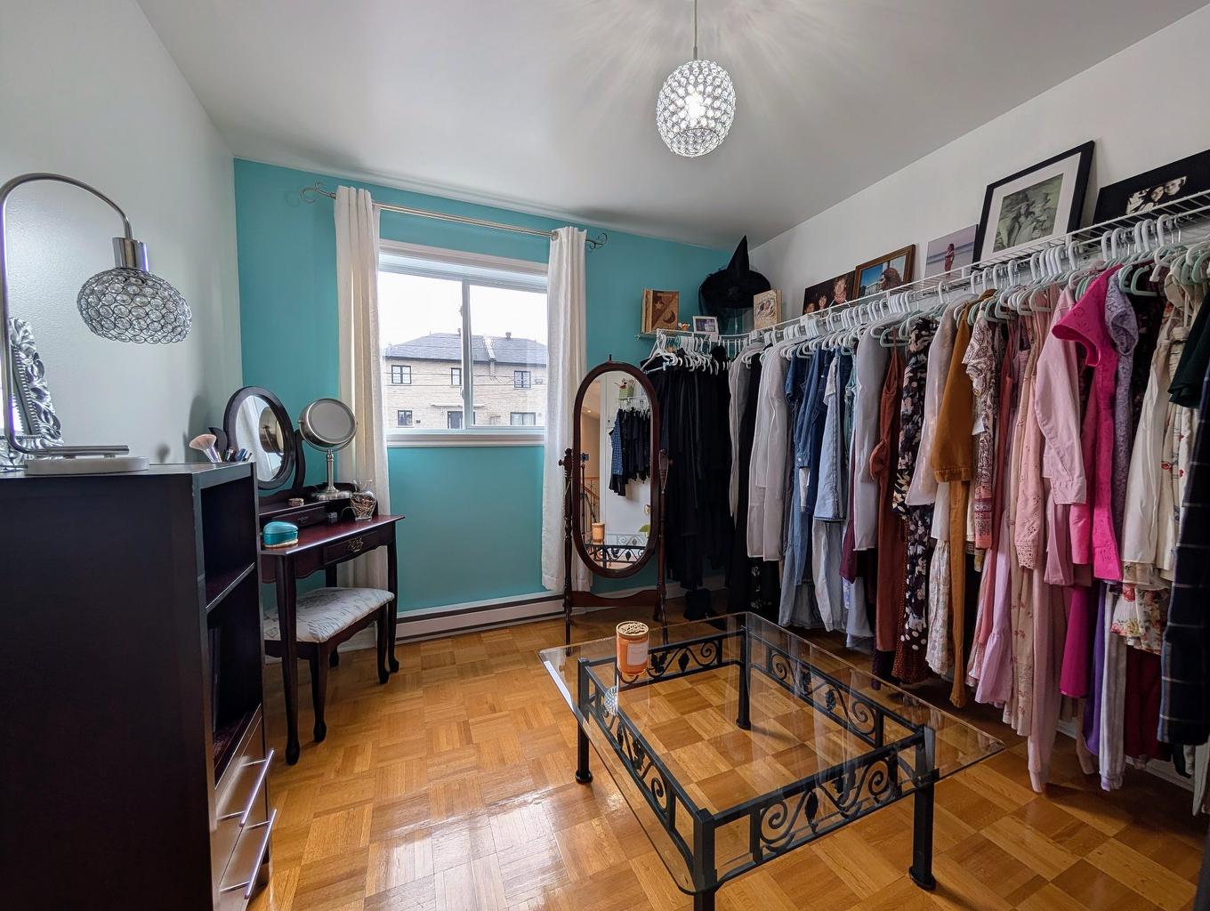 Chambre à coucher - 10536 Rue Thomas-Paine, Montréal (Rivière-Des-Prairies/Pointe-Aux-Trembles), QC - Indoor