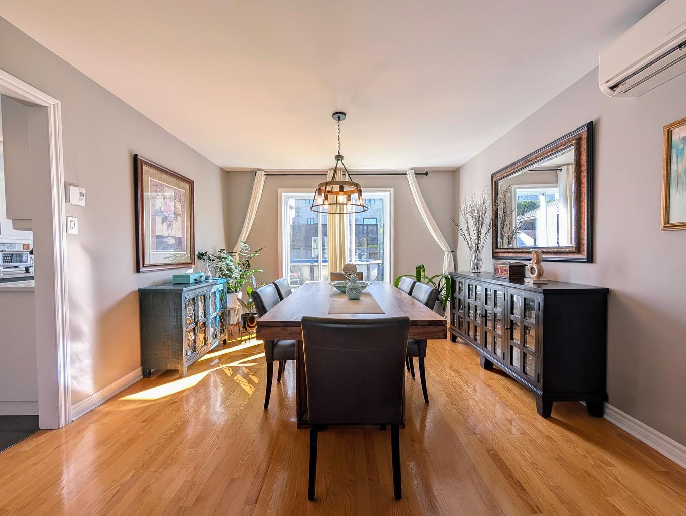 Salle à manger - 10536 Rue Thomas-Paine, Montréal (Rivière-Des-Prairies/Pointe-Aux-Trembles), QC - Indoor