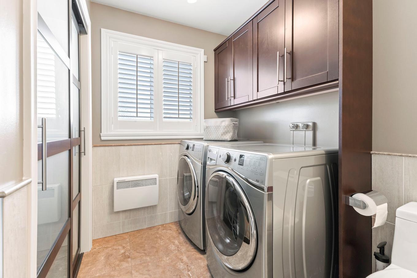 Salle de lavage - 349 Rue Aumais, Sainte-Anne-De-Bellevue, QC - Indoor Photo Showing Laundry Room