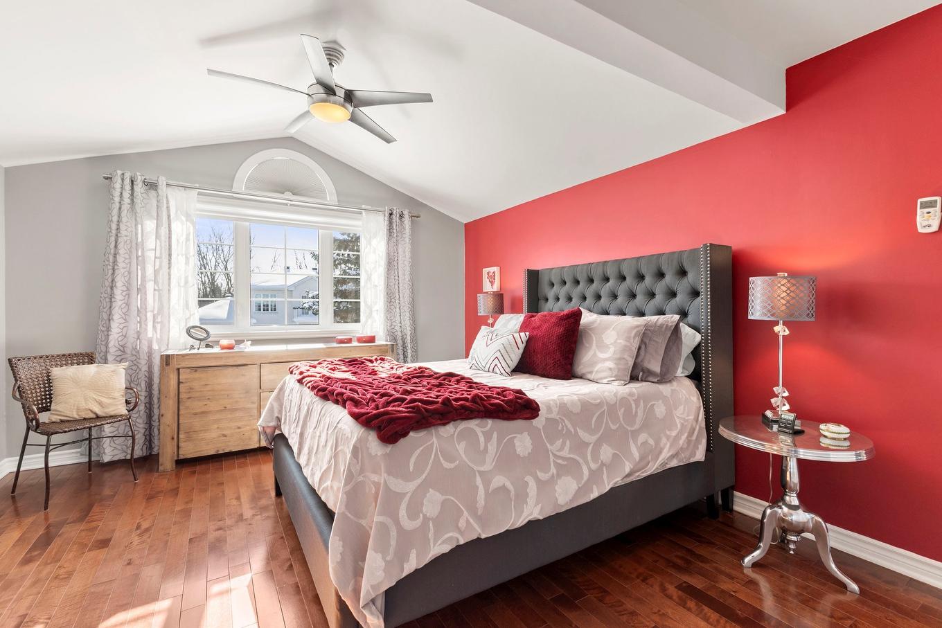 Chambre à coucher principale - 349 Rue Aumais, Sainte-Anne-De-Bellevue, QC - Indoor Photo Showing Bedroom