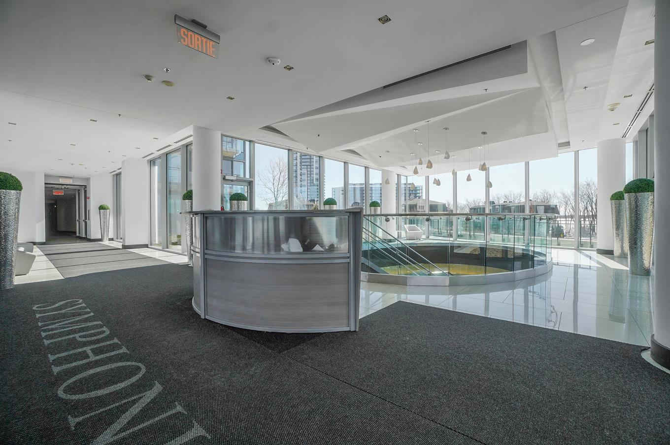 Hall d'entrée/Vestibule - 813-100 Rue André-Prévost, Montréal (Verdun/Île-Des-Soeurs), QC - Indoor Photo Showing Other Room