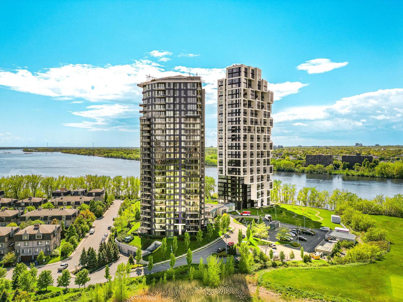 Photo aérienne - 813-100 Rue André-Prévost, Montréal (Verdun/Île-Des-Soeurs), QC - Outdoor With Body Of Water With View