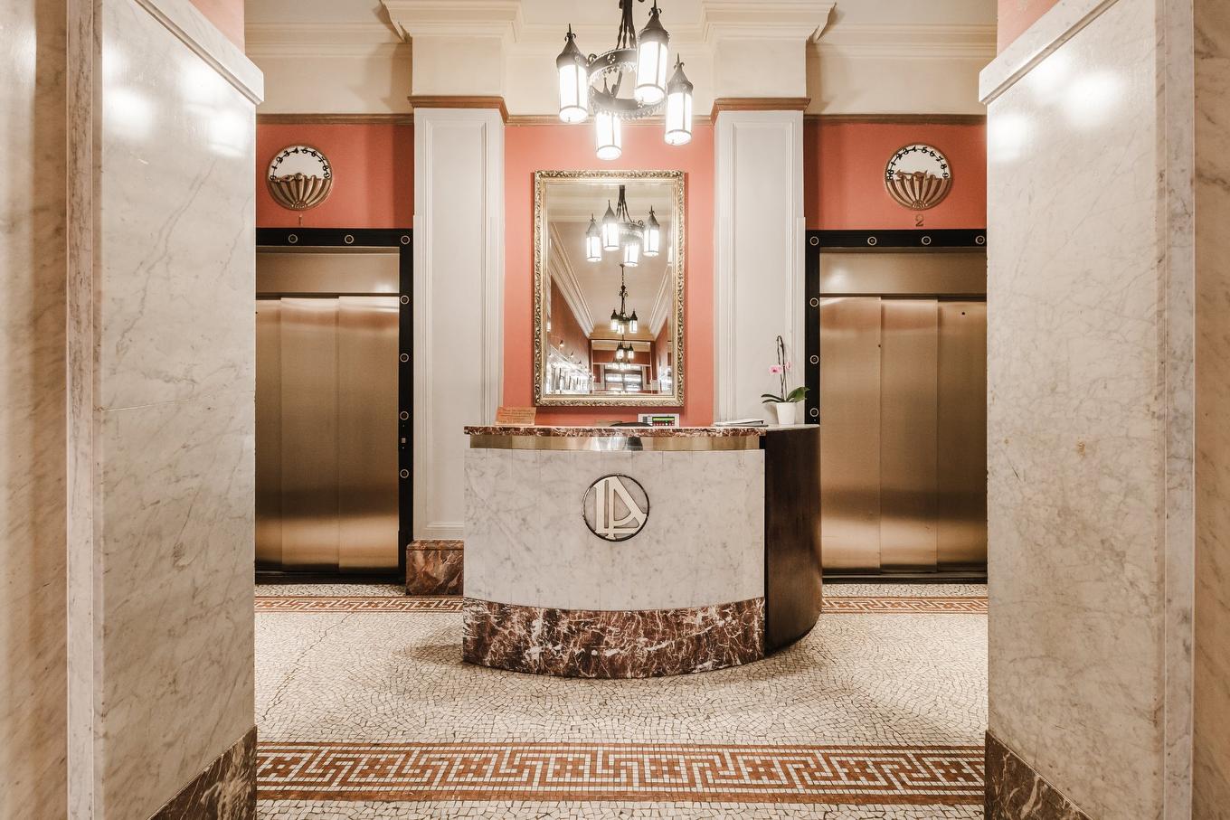 Elevator - 17-1509 Rue Sherbrooke O., Montréal (Ville-Marie), QC - Indoor Photo Showing Other Room