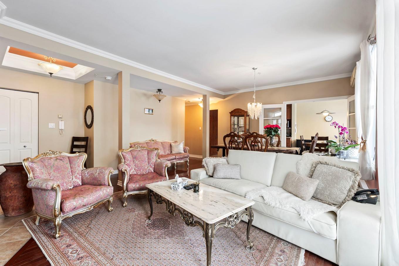 Living room - 201-14411 Rue Harry-Worth, Montréal (Pierrefonds-Roxboro), QC - Indoor Photo Showing Living Room