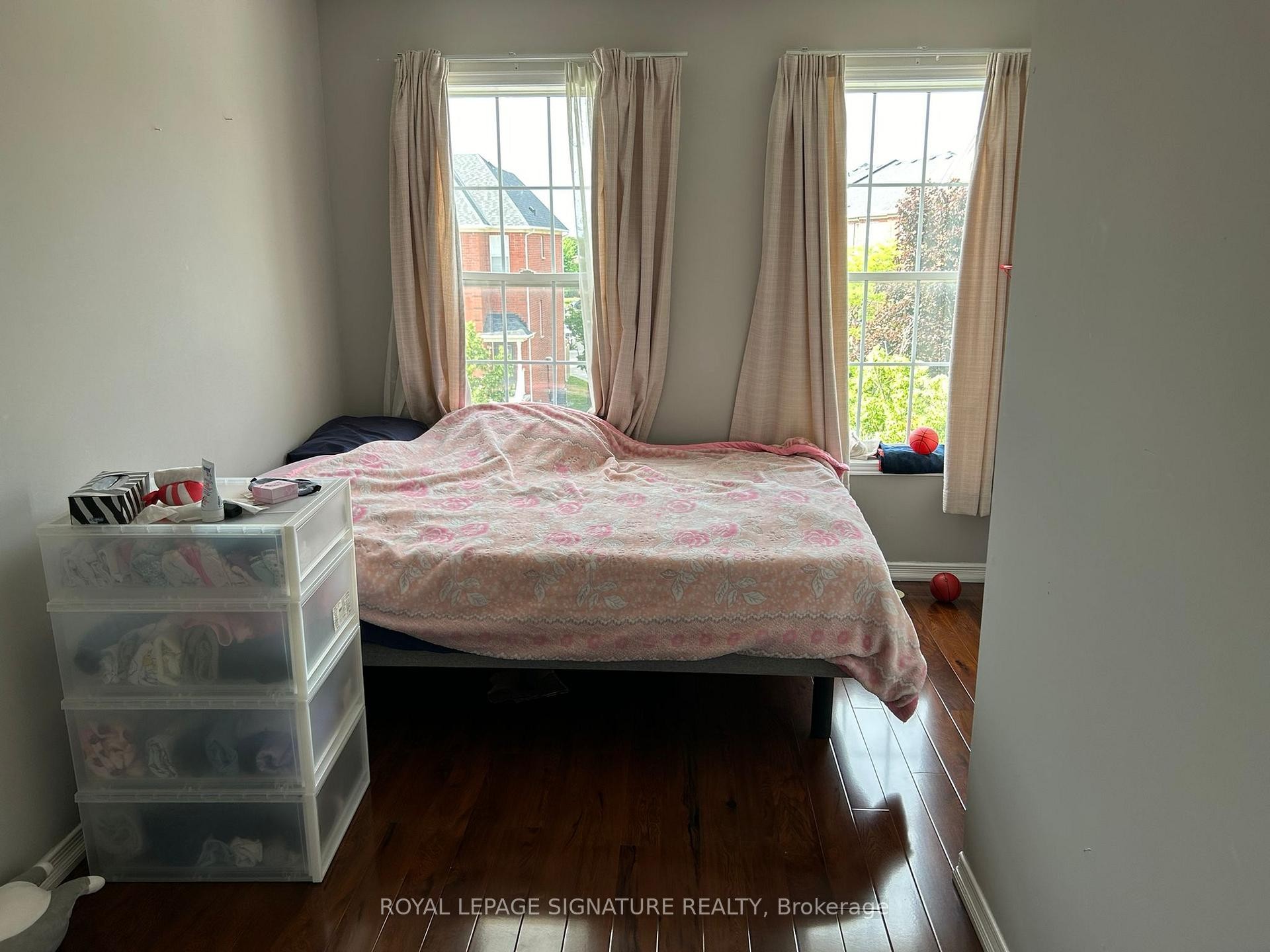 11 Exchequer Place, Toronto, ON - Indoor Photo Showing Bedroom