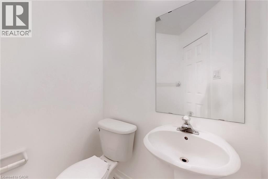 6509 Valiant Heights, Mississauga, ON - Indoor Photo Showing Bathroom