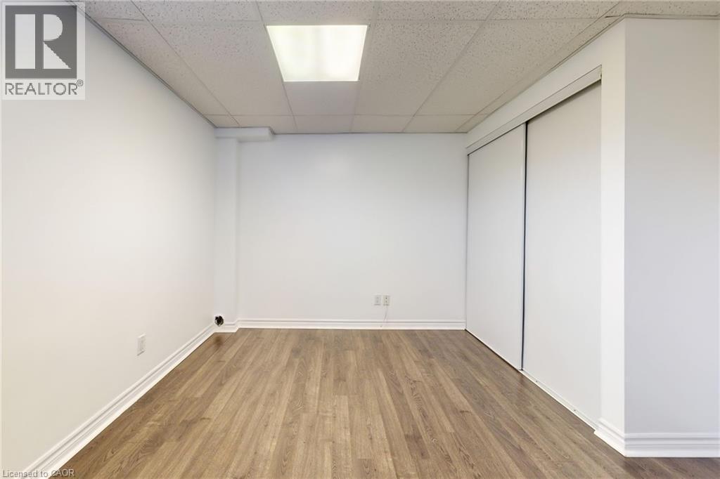 6509 Valiant Heights, Mississauga, ON - Indoor Photo Showing Other Room