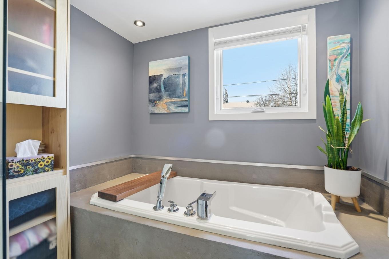 Bathroom - 1135 Rue Monat, Saint-Jean-Sur-Richelieu, QC - Indoor Photo Showing Bathroom