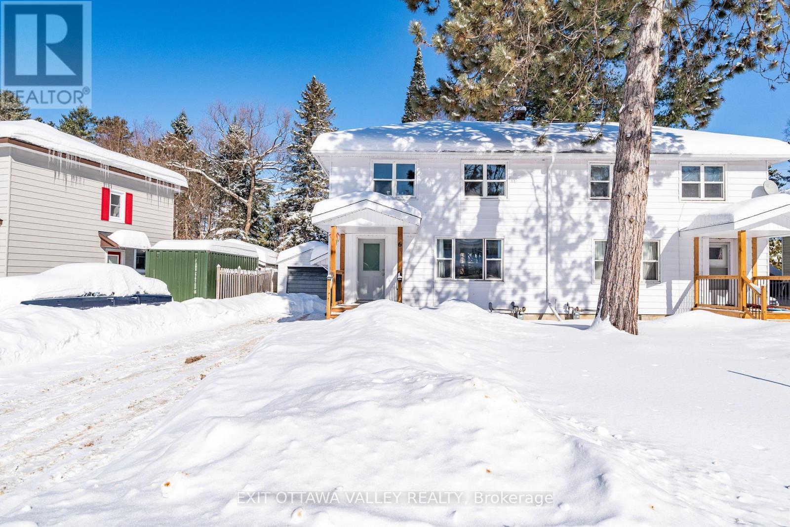 6 Faraday Crescent, Deep River, ON - Outdoor With Facade