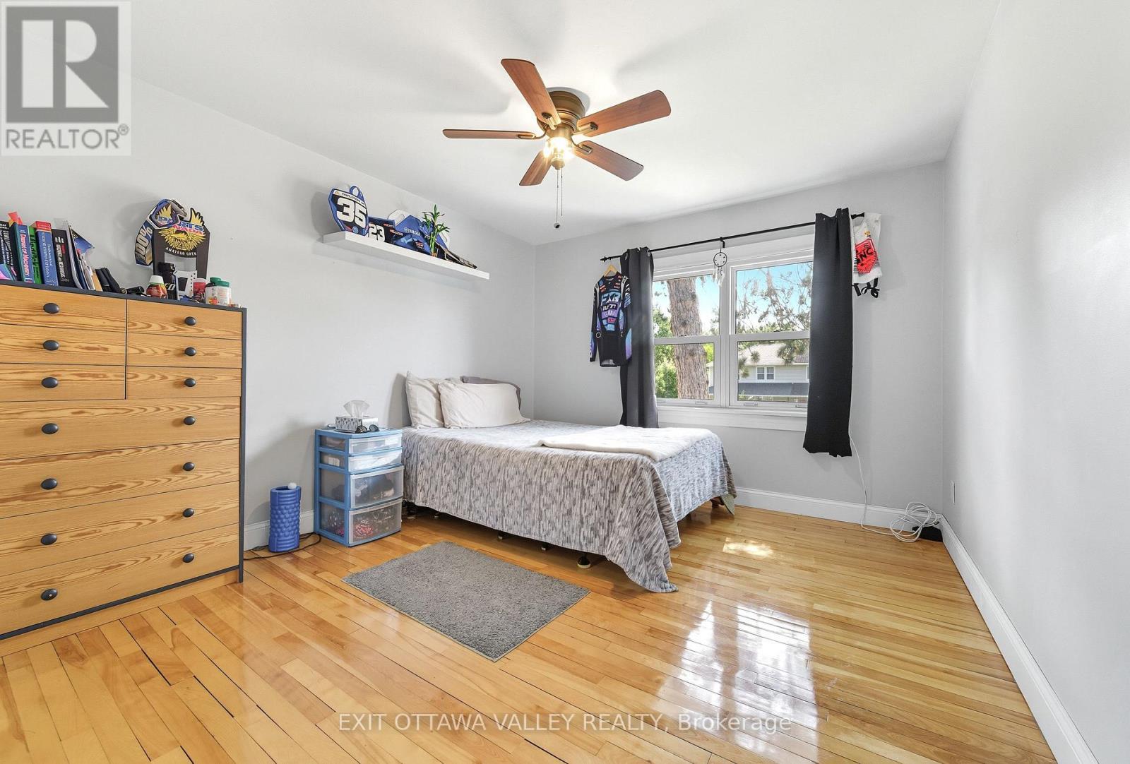 6 Faraday Crescent, Deep River, ON - Indoor Photo Showing Bedroom