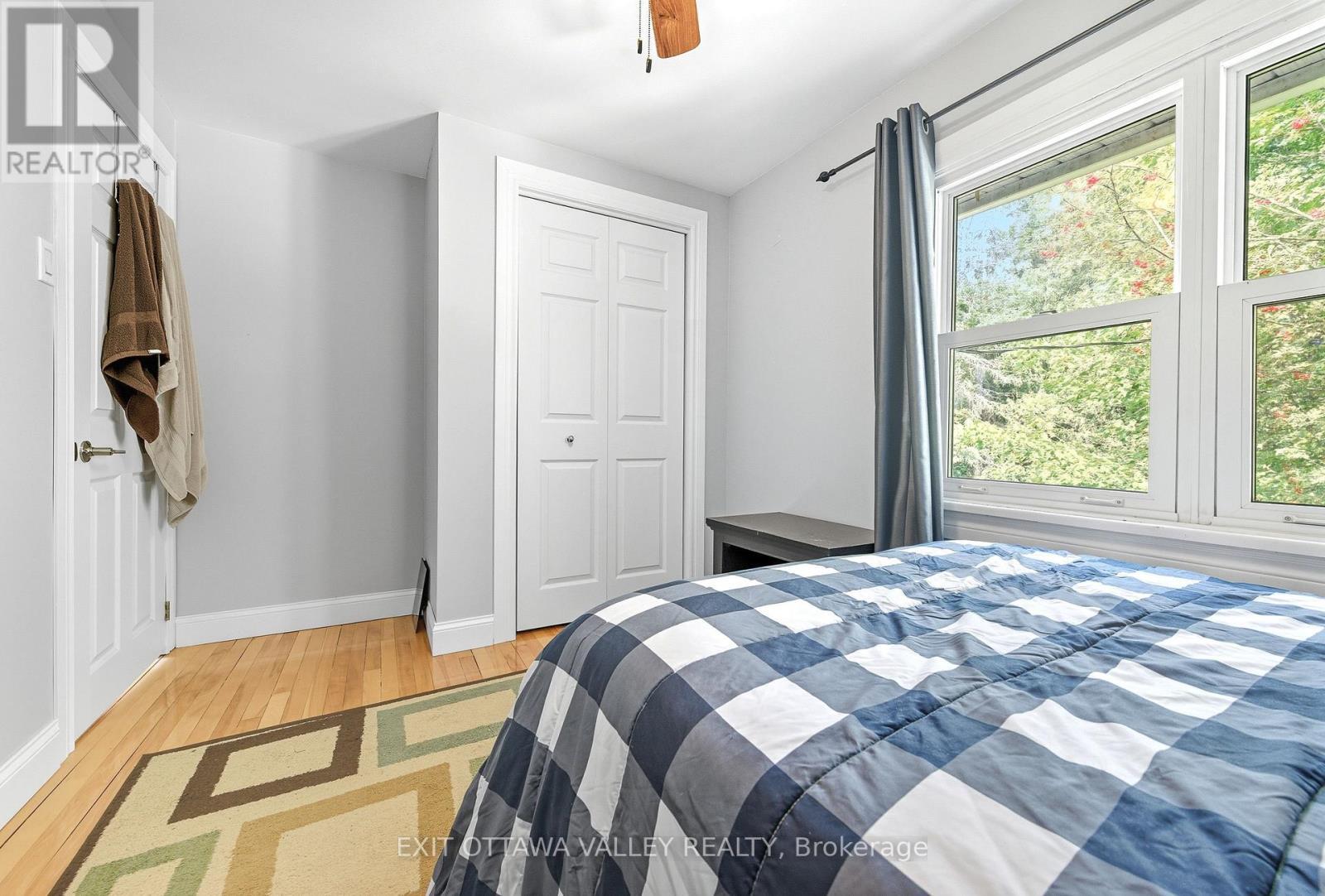 6 Faraday Crescent, Deep River, ON - Indoor Photo Showing Bedroom