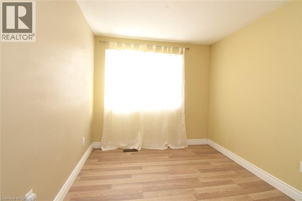 67 Elford Crescent, Hamilton, ON - Indoor Photo Showing Other Room