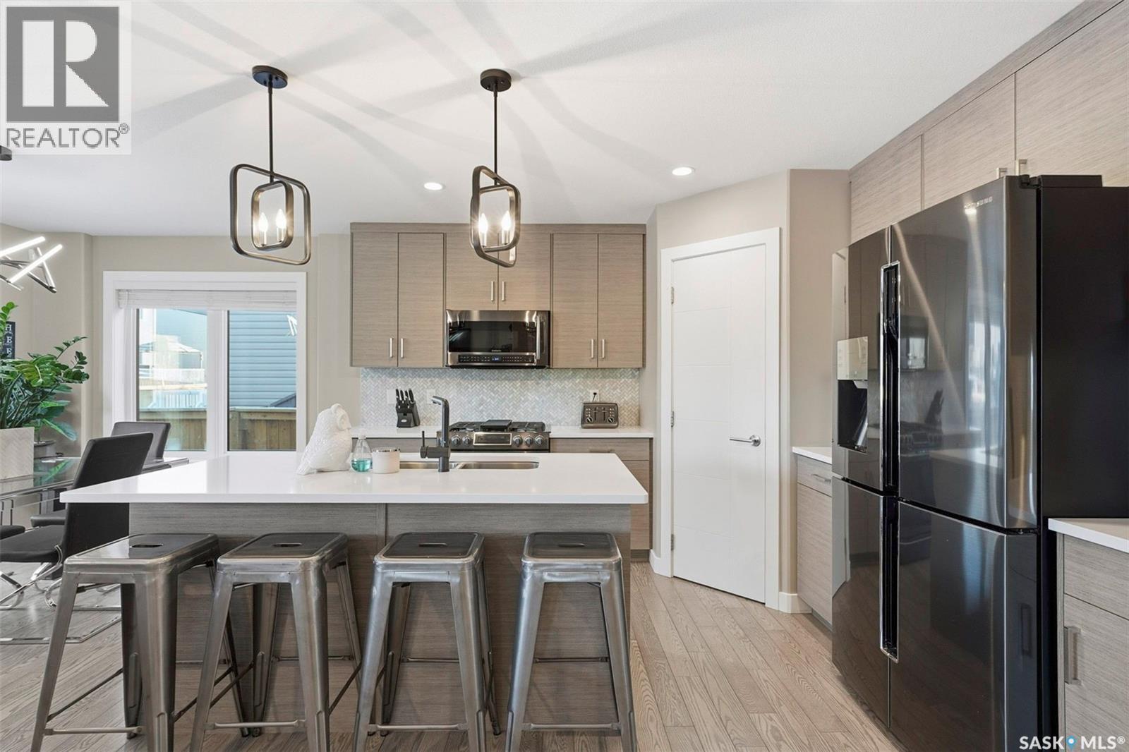 222 Newton Link, Saskatoon, SK - Indoor Photo Showing Kitchen