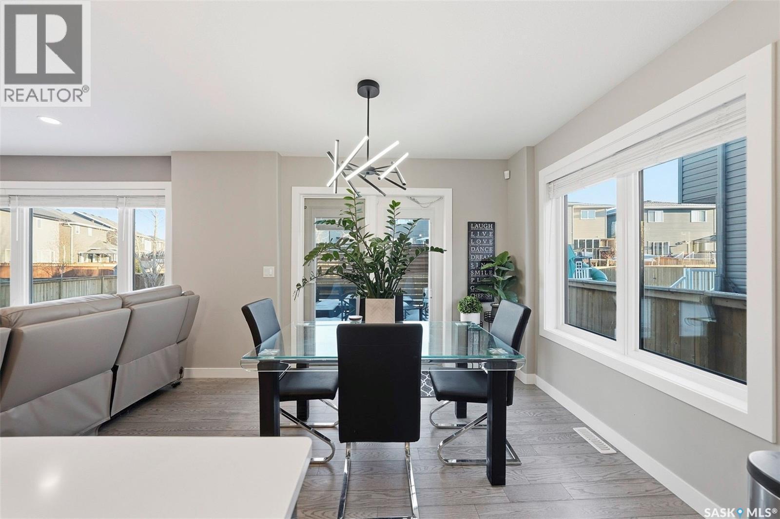 222 Newton Link, Saskatoon, SK - Indoor