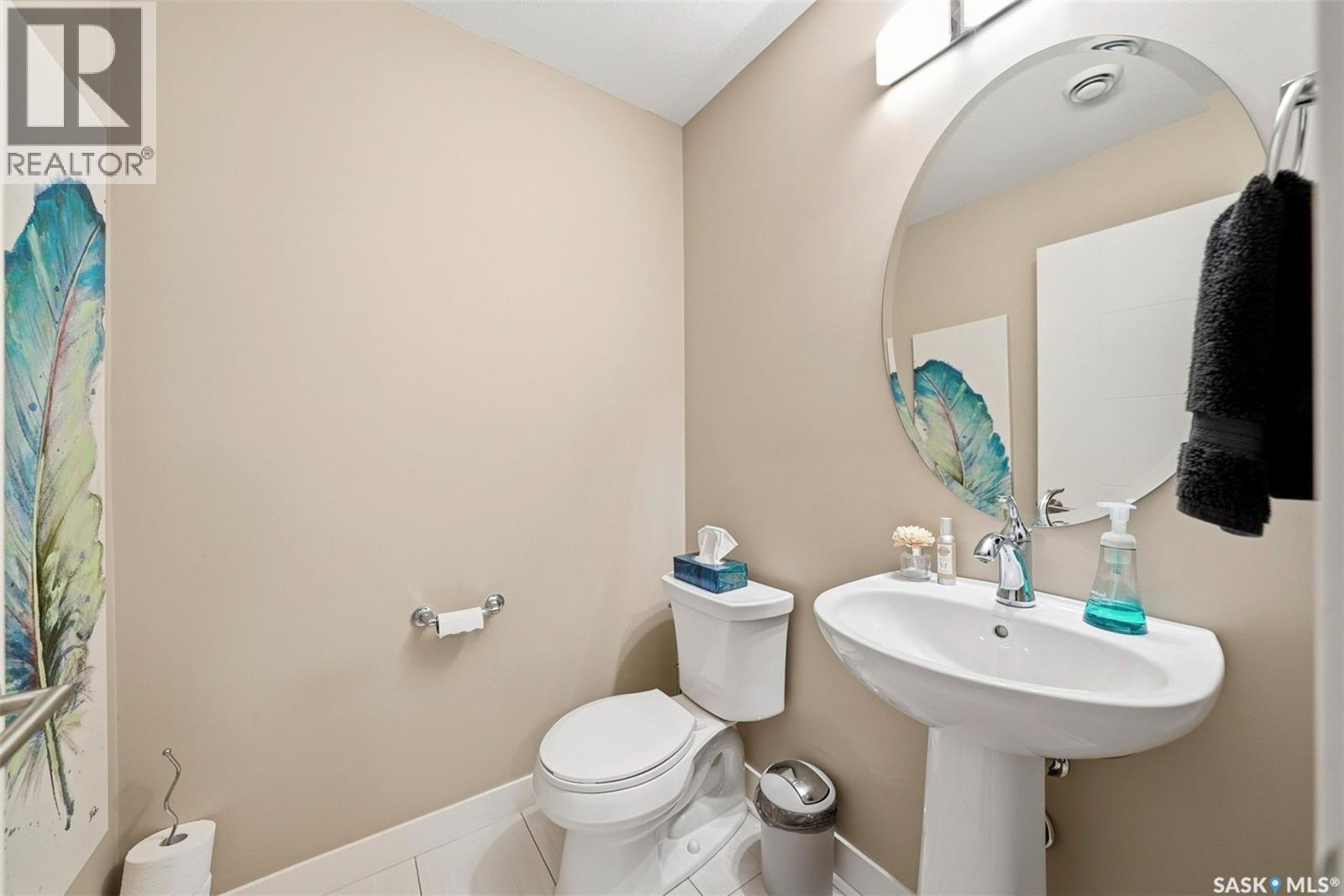 222 Newton Link, Saskatoon, SK - Indoor Photo Showing Bathroom