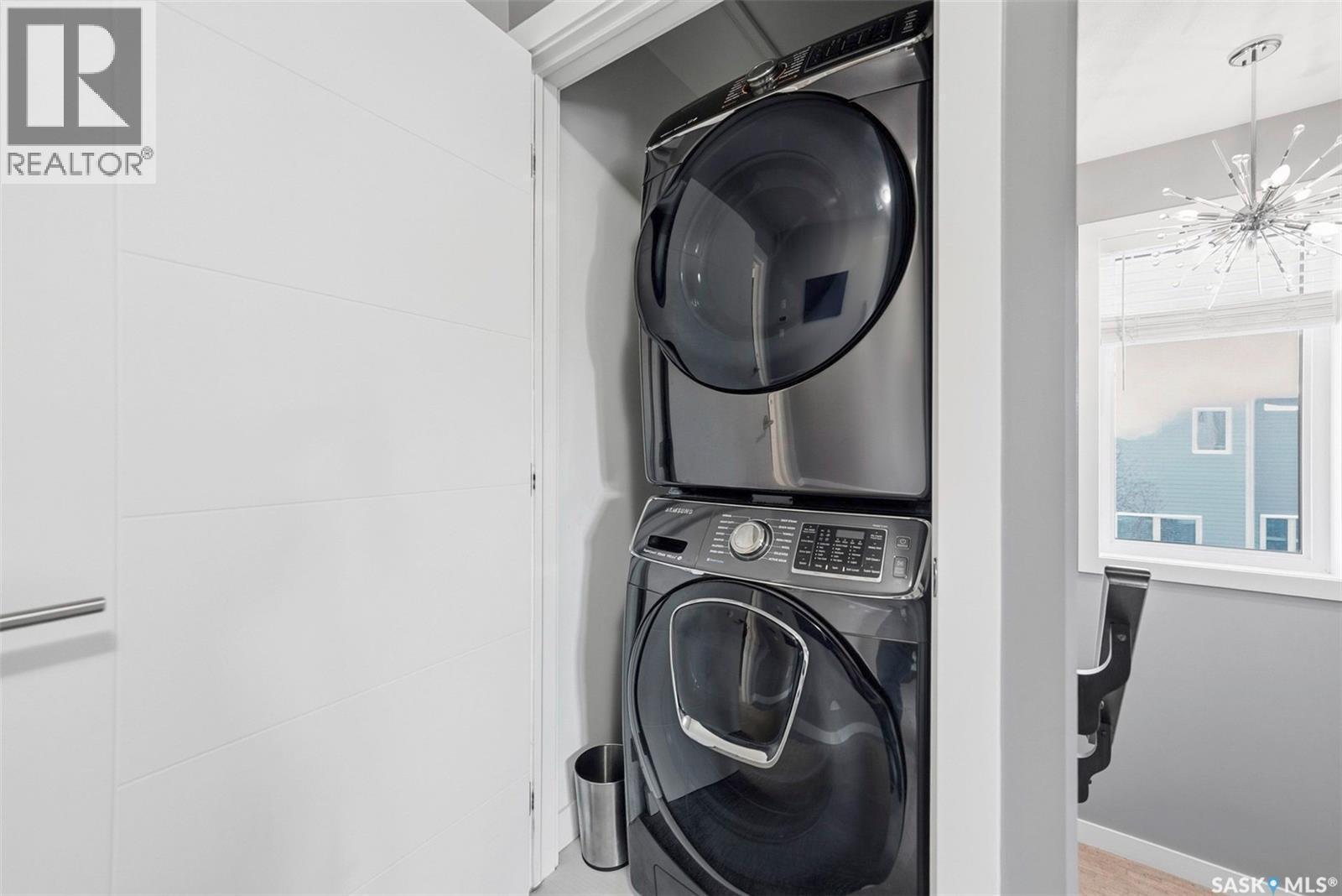 222 Newton Link, Saskatoon, SK - Indoor Photo Showing Laundry Room