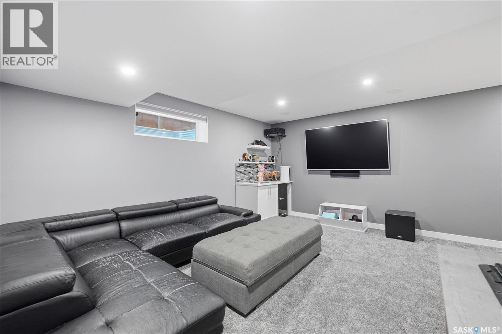 222 Newton Link, Saskatoon, SK - Indoor Photo Showing Basement