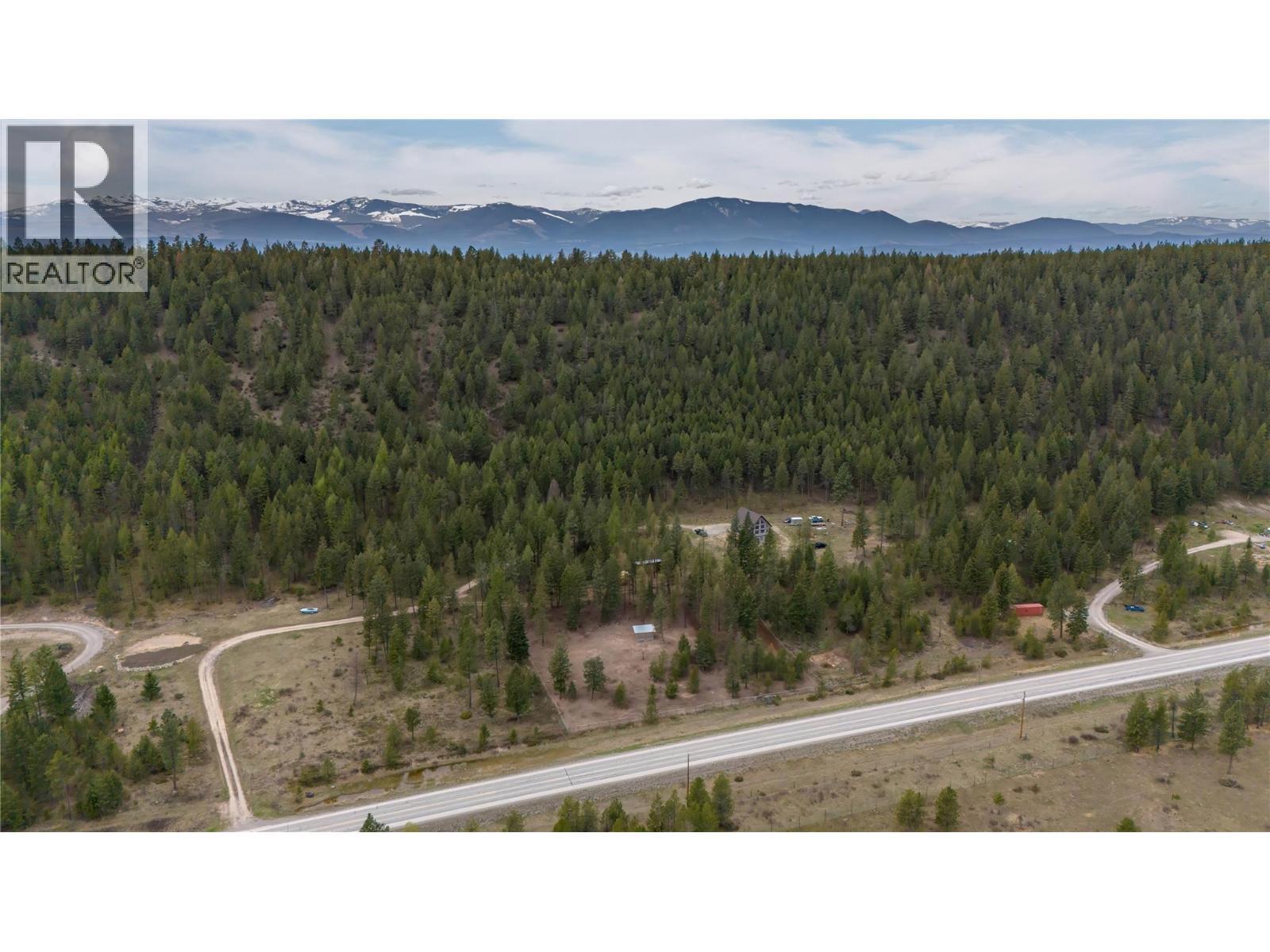 4165 93 Highway, Grasmere, BC - Outdoor With View