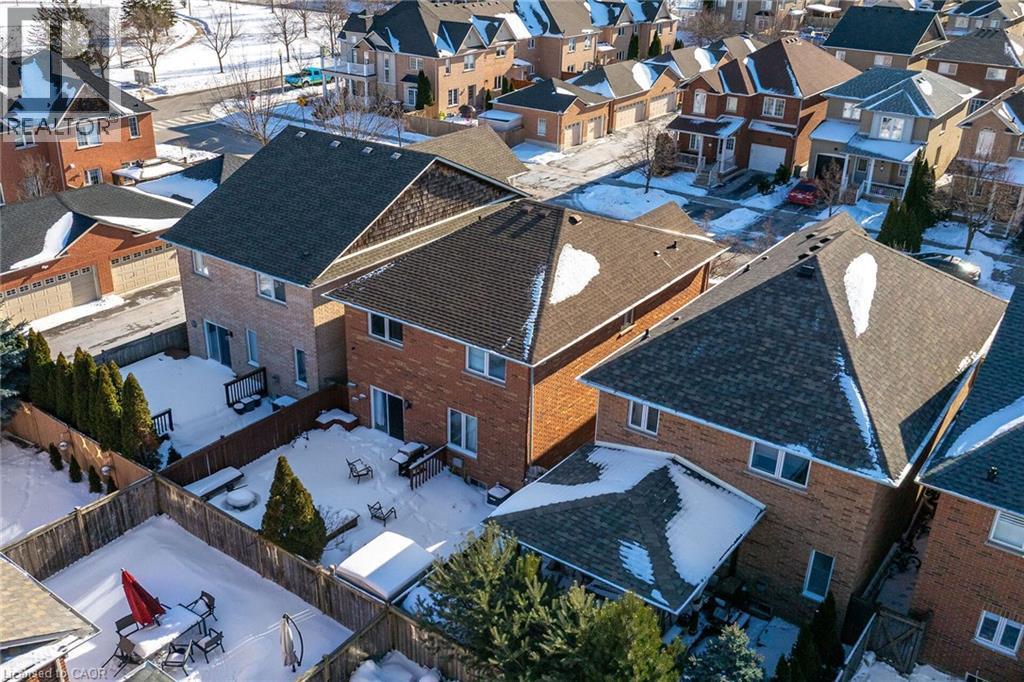 33 Panorama Way, Hamilton, ON - Outdoor