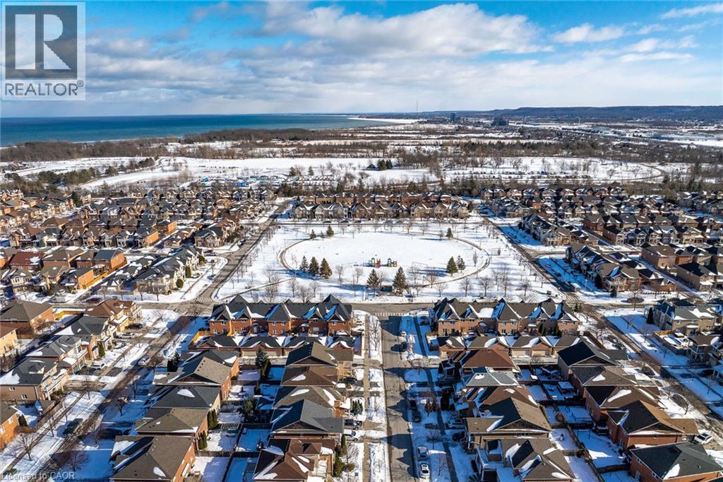 33 Panorama Way, Hamilton, ON - Outdoor With View
