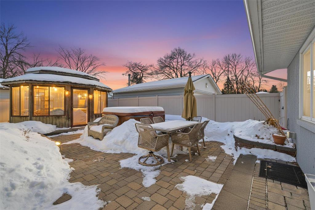 3 Golden Willow Crescent, Winnipeg, MB - Outdoor With Deck Patio Veranda