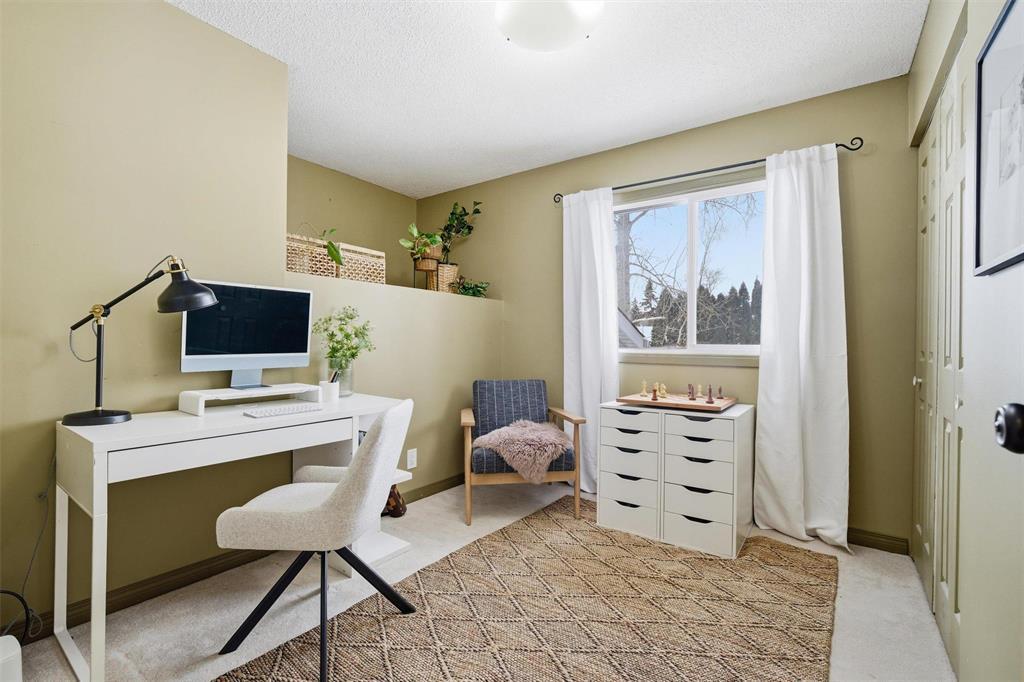 3 Golden Willow Crescent, Winnipeg, MB - Indoor Photo Showing Office