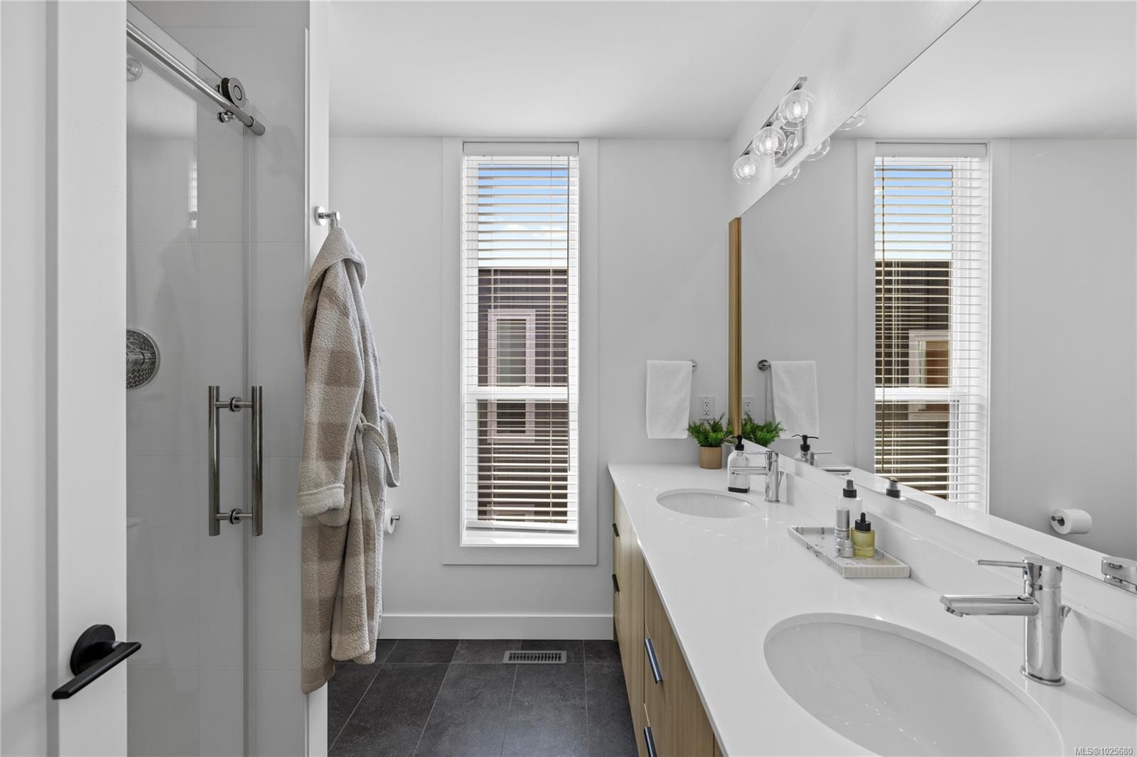 16-2310 Guthrie Rd, Comox, BC