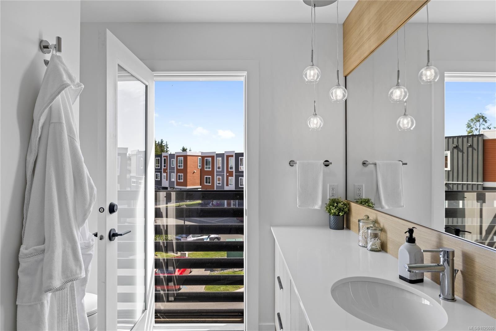 16-2310 Guthrie Rd, Comox, BC