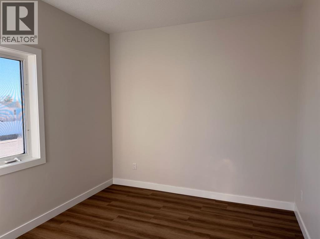 4834 62 Avenue, Taber, AB - Indoor Photo Showing Other Room